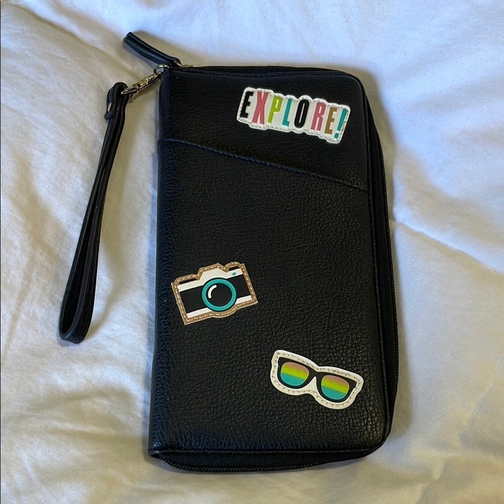 Y | Black | Travel Wallet/Wristlet w Fun Stitched On Vinyl Patches |Destination